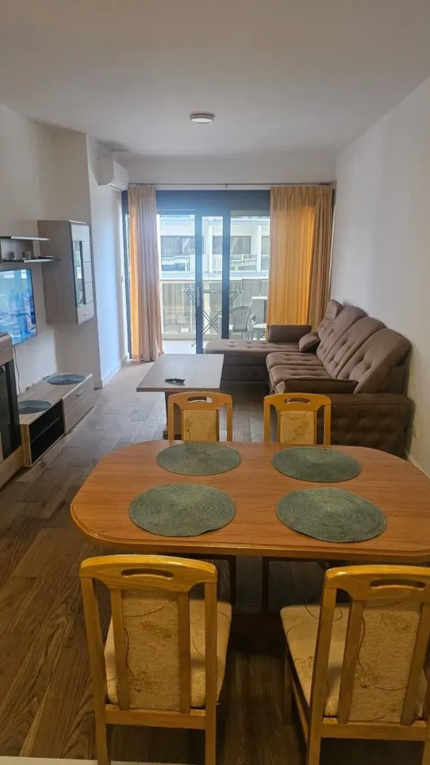 Prodaja, jednosoban stan, 64m², Soho City, Bar