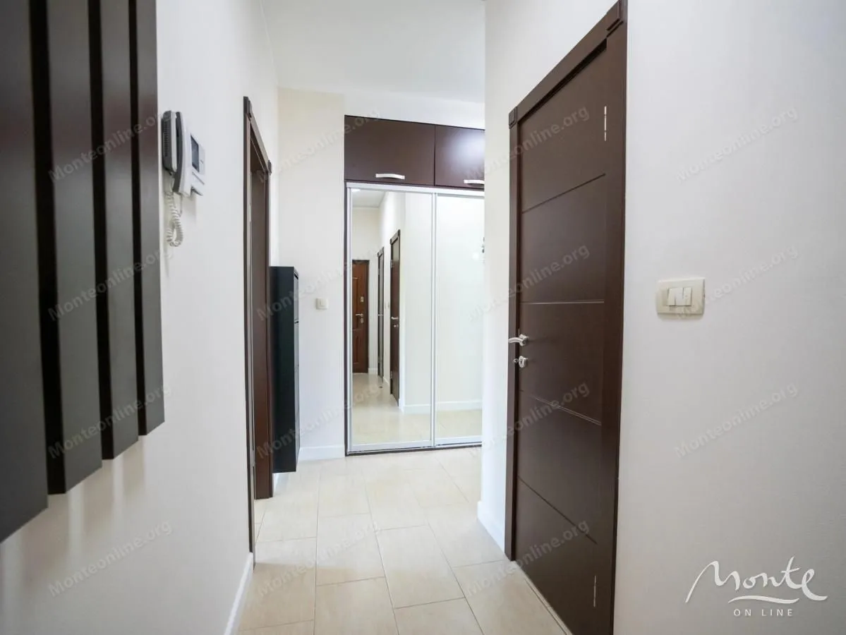 Prodaja, dvosoban stan, 89m², Bečići, Budva