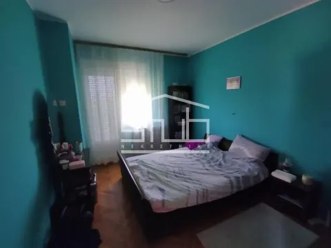 Prodaja, kuća, 297m², Čukarica, Beograd - image 11