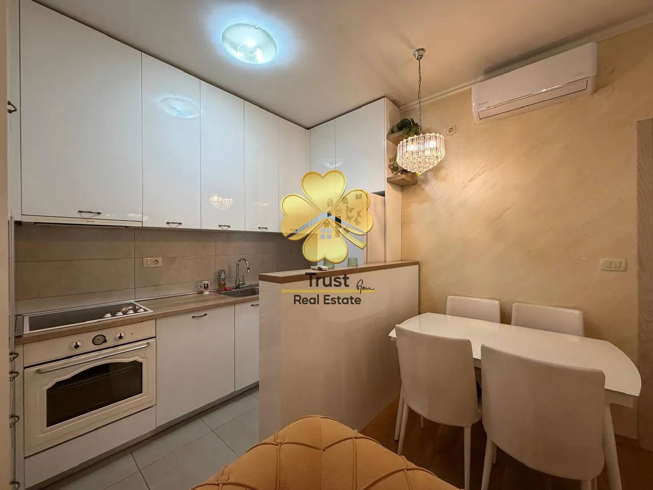 Rent, one bedroom apartment, 44m², Blok 6, Podgorica