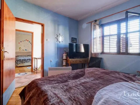 Sale, house, 219m², Dobrota, Kotor - image 22