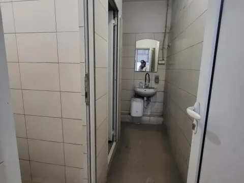 Rent, office space, 1600m², Crveni Krst, Niš - image 11