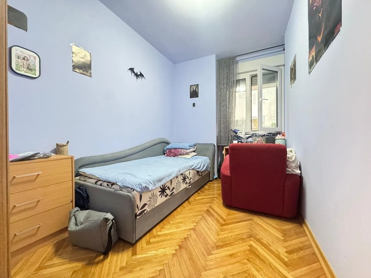 Prodaja, trosoban stan, 84m², Kalenić Pijaca, Vračar Sve Podlokacije