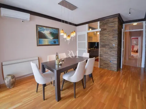 Sale, two bedroom apartment, 86m², Dobrota, Kotor - image 4