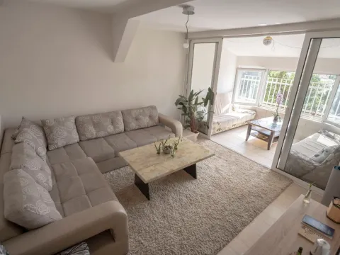 Prodaja, dvosoban stan, 60m², Centar, Podgorica