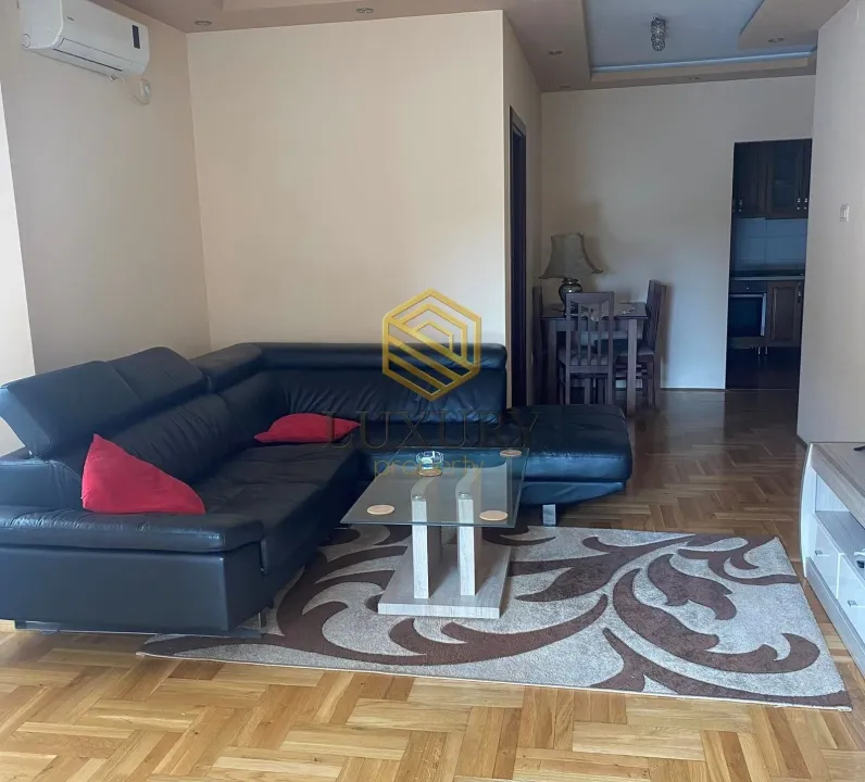 Rent, two bedroom apartment, 63m², 1 maj, Podgorica