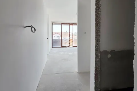 Prodaja, dvosoban stan, 67m², Konik, Podgorica - image 8