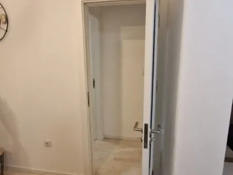 Izdavanje, jednosoban stan, 43m², City Kvart, Podgorica - image 7