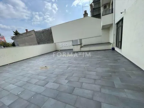 Izdavanje, poslovni prostor, 200m², Bulbulder, Zvezdara Sve Podlokacije - image 2