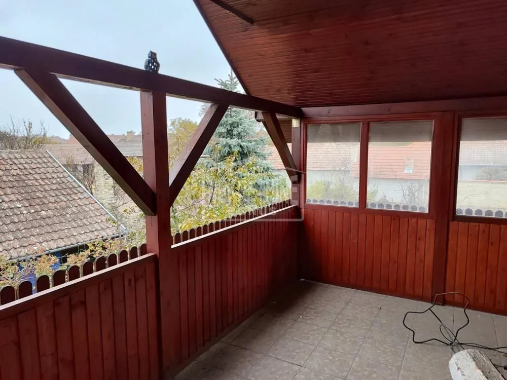 Prodaja, kuća, 270m², Železničko Naselje, Subotica