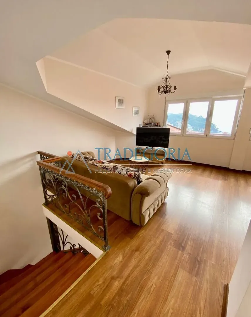 Prodaja, četvorosoban stan, 158m², Petrovac, Budva