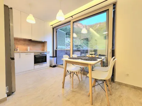 Sale, one bedroom apartment, 41m², Rafailovići, Budva - image 2