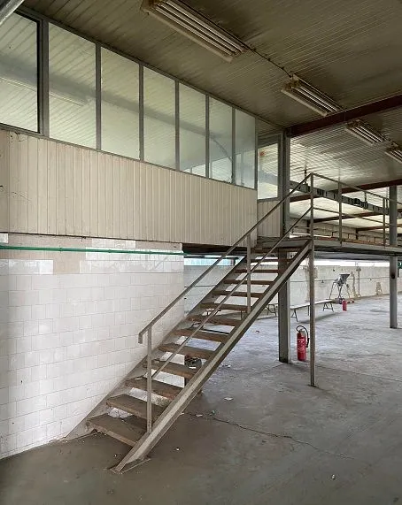 Rent, office space, 1900m², Borča 1, Borča Sve Podlokacije
