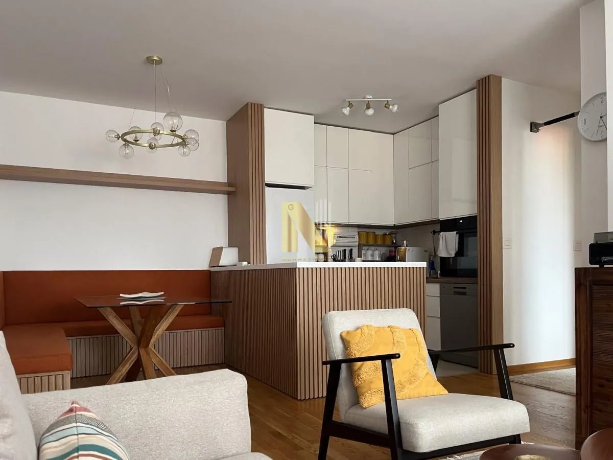 Prodaja, trosoban stan, 64m², Banatić, Novi Sad Sve Podlokacije