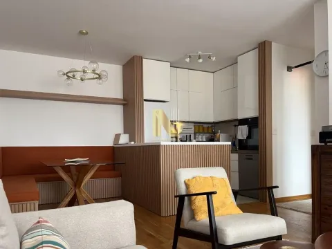 Prodaja, trosoban stan, 64m², Banatić, Novi Sad Sve Podlokacije - image 1