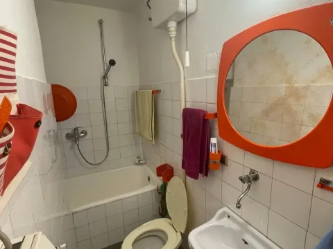 Prodaja, dvosoban stan, 42m², Centar, Podgorica - image 7