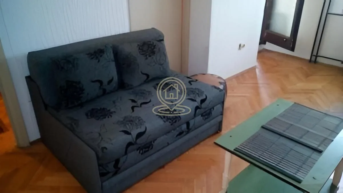 Rent, studio apartment, 32m², Centar, Kragujevac