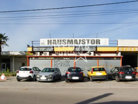 Poslovni prostor in Konik