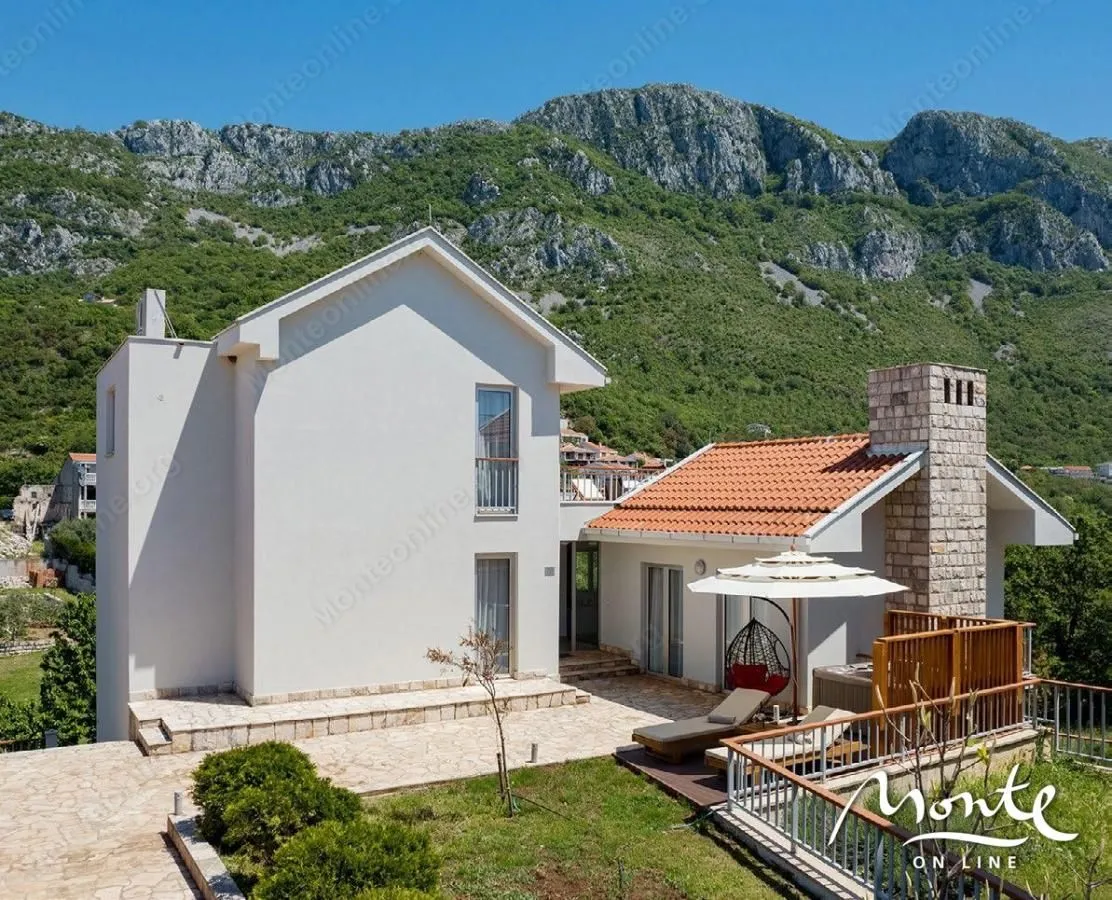 Sale, house, 159m², Sveti Stefan, Budva