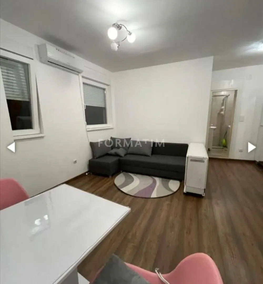 Rent, one bedroom apartment, 35m², Savski Venac, Beograd