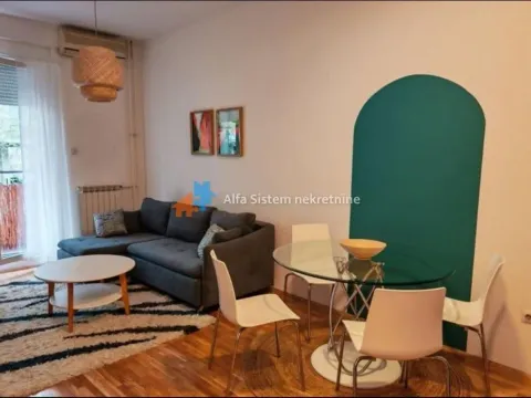 Rent, two bedroom apartment, 40m², Stari Grad, Beograd - image 3
