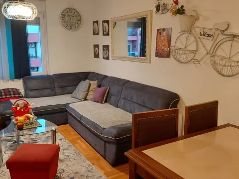 Prodaja, jednosoban stan, 51m², Tuški Put, Podgorica - image 10