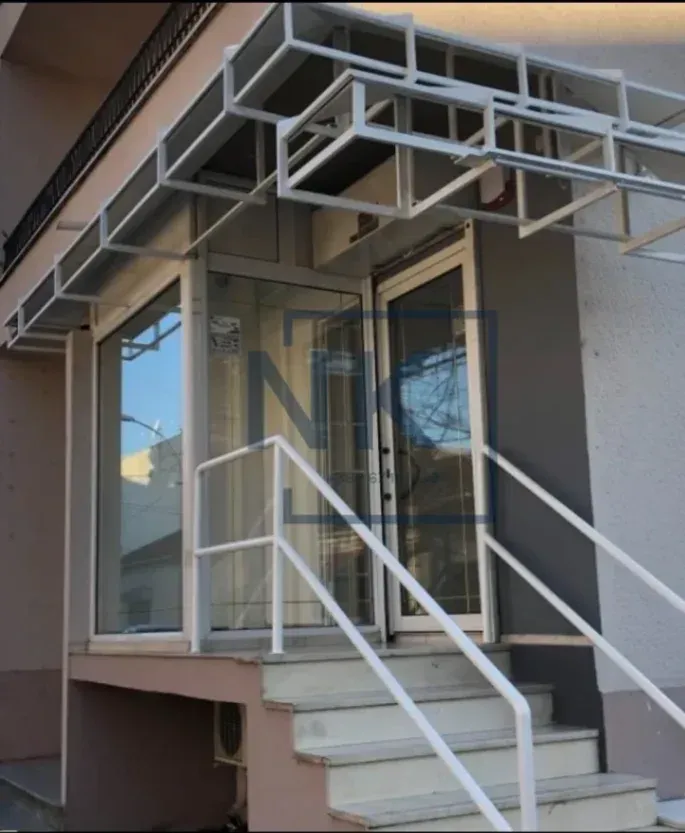 Izdavanje, poslovni prostor, 25m², Centar, Podgorica