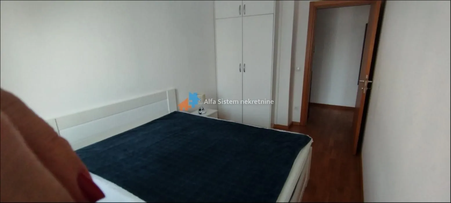 Rent, two bedroom apartment, 55m², Vračar Sve Podlokacije, Beograd