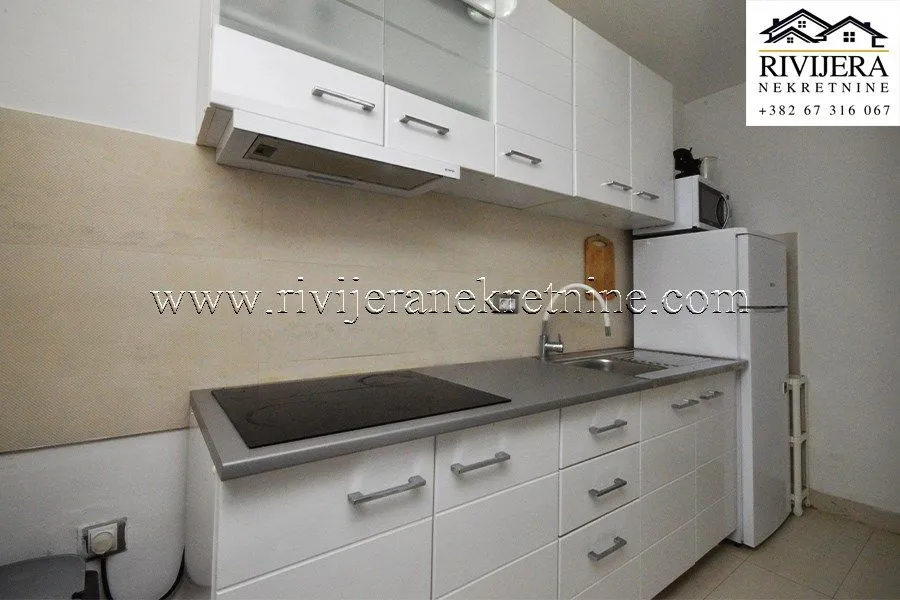 Sale, two bedroom apartment, 64m², Dobrota, Kotor