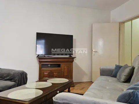Rent, two bedroom apartment, 53m², Kalenić Pijaca, Vračar Sve Podlokacije - image 2