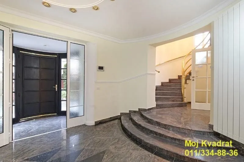 Izdavanje, kuća, 375m², Senjak, Beograd