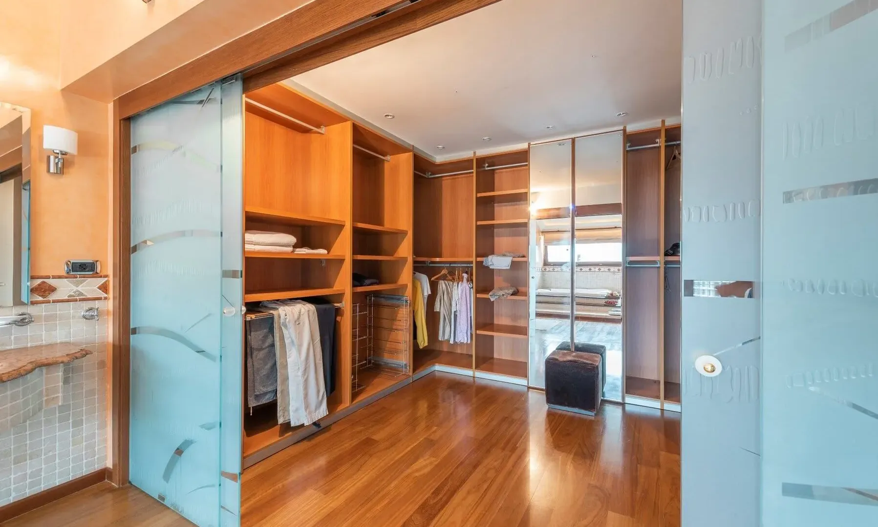Sale, house, 1264m², Gospoština, Budva