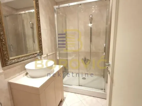 Rent, two bedroom apartment, 62m², Vračar Hram, Vračar Sve Podlokacije - image 10