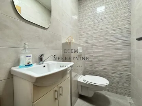 Rent, office space, 120m², Centar, Podgorica - image 8