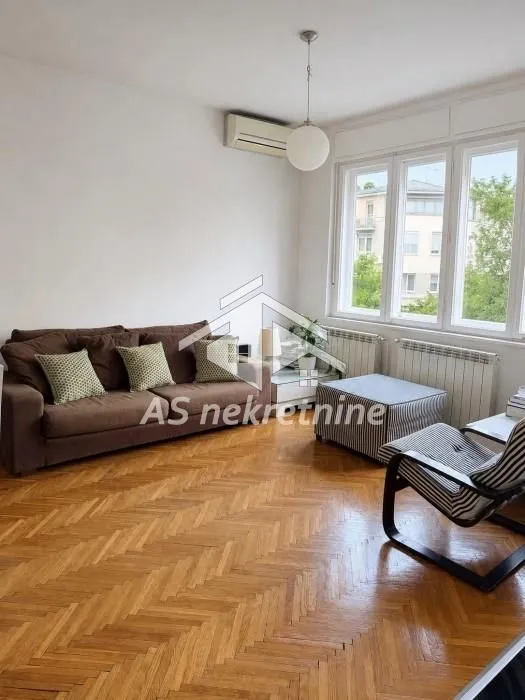 Rent, two bedroom apartment, 55m², Stari Grad, Beograd