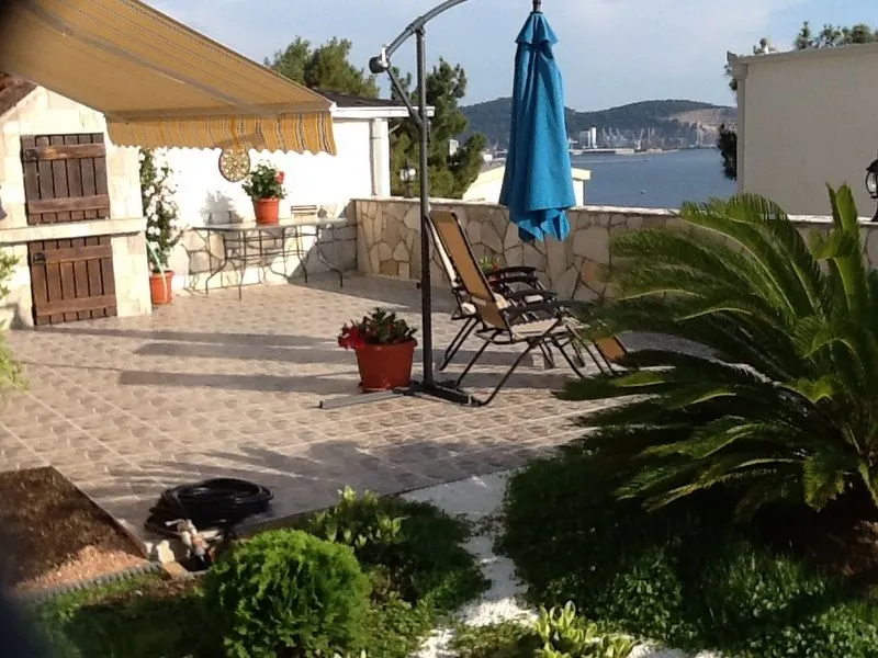 Prodaja, kuća, 130m², Šušanj, Bar