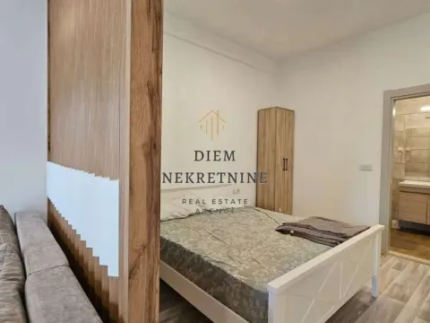 Izdavanje, jednosoban stan, 42m², Centar, Bar - image 4