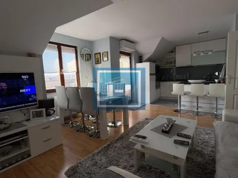 Prodaja, četvorosoban stan, 112m2, Centar, Jagodina Prodaja, četvorosoban stan, 112m2, Centar, Jagodina