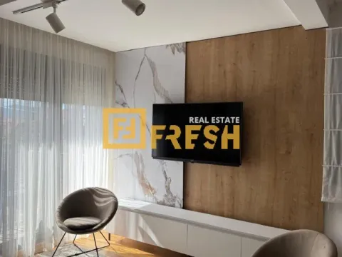 Prodaja, trosoban stan, 90m², Blok 9, Podgorica - image 2