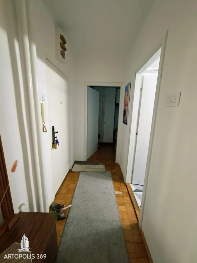 Izdavanje, dvosoban stan, 55m², Brace Jerković, Voždovac Sve Podlokacije