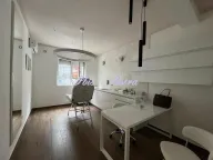 Izdavanje, poslovni prostor, 42m², Kalenić Pijaca, Vračar Sve Podlokacije - image 4