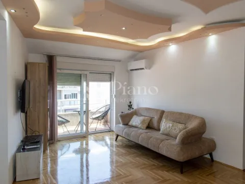 Rent, one bedroom apartment, 46m², Ljubović, Podgorica - image 1