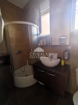 Rent, apartment, 118m², Đeram Pijaca, Beograd - image 4