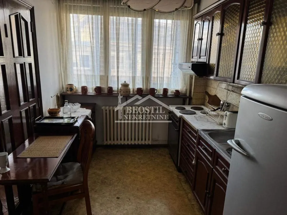 Prodaja, trosoban stan, 97m², Topličin venac, Beograd
