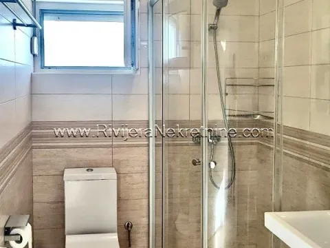 Prodaja, jednosoban stan, 72m², Tivat, Crna Gora - image 2
