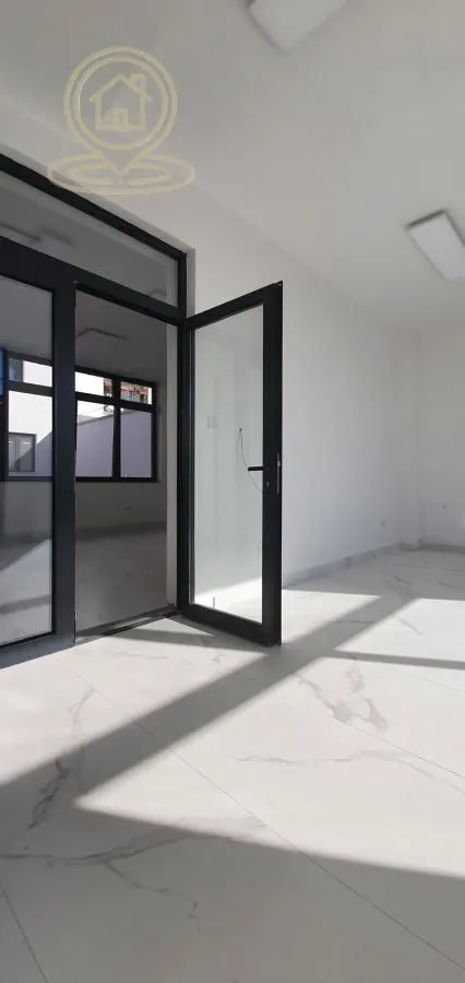 Rent, office space, 147m², Spens, Novi Sad Sve Podlokacije