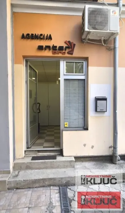 Rent, office space, 20m², Centar, Novi Sad