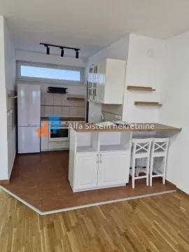 Izdavanje, trosoban stan, 77m², Novi Beograd Sve Podlokacije, Beograd - image 6