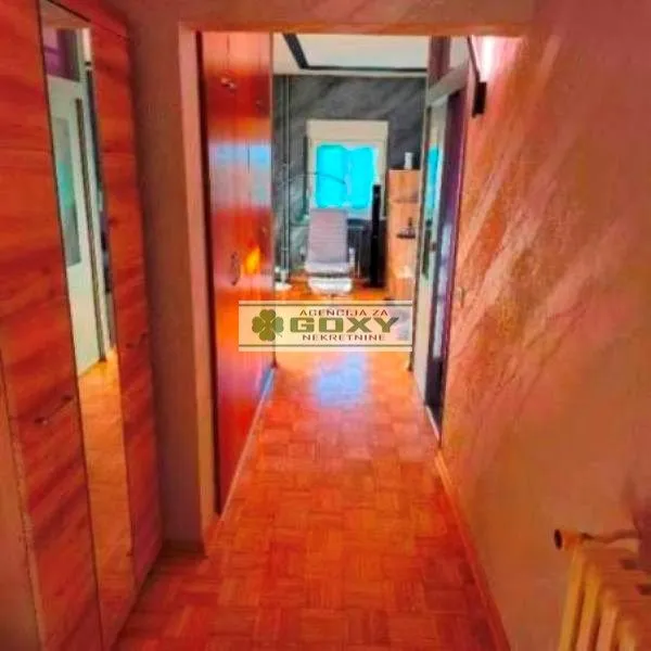 Prodaja, dvosoban stan, 75m², Novi Beograd Blok 61, Novi Beograd Sve Podlokacije