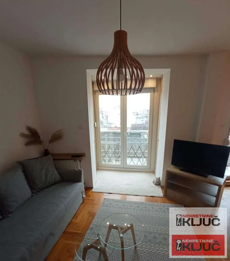 Prodaja, jednosoban stan, 34m², Socijalno, Novi Sad Sve Podlokacije